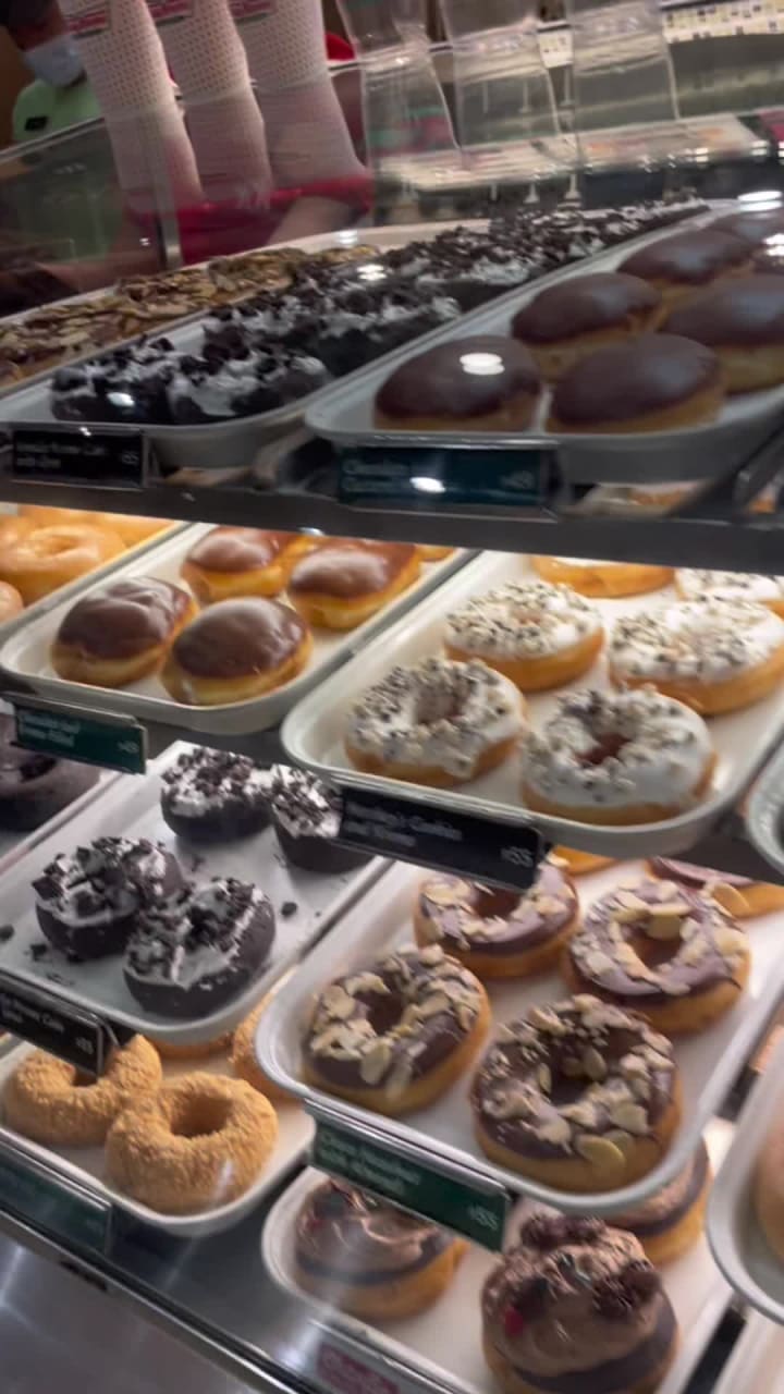 Video review of Krispy Kreme Doughnuts