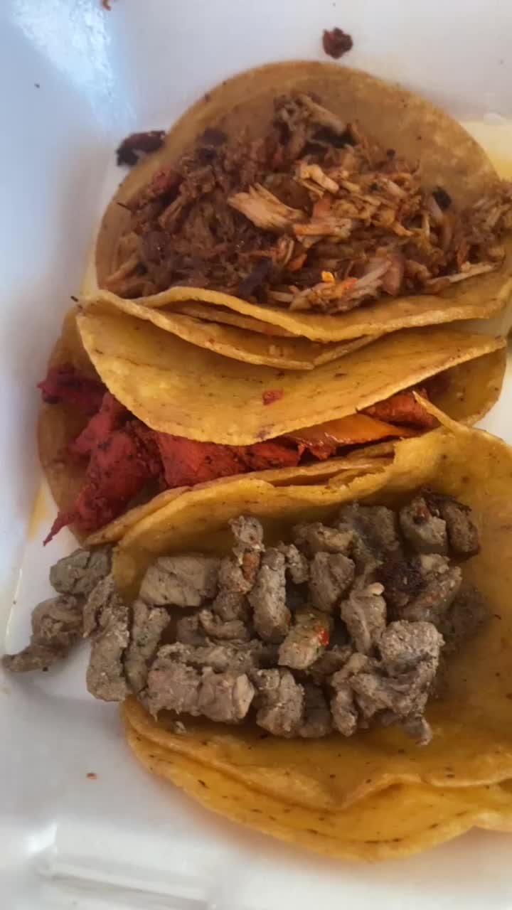 Lucky's Tacos