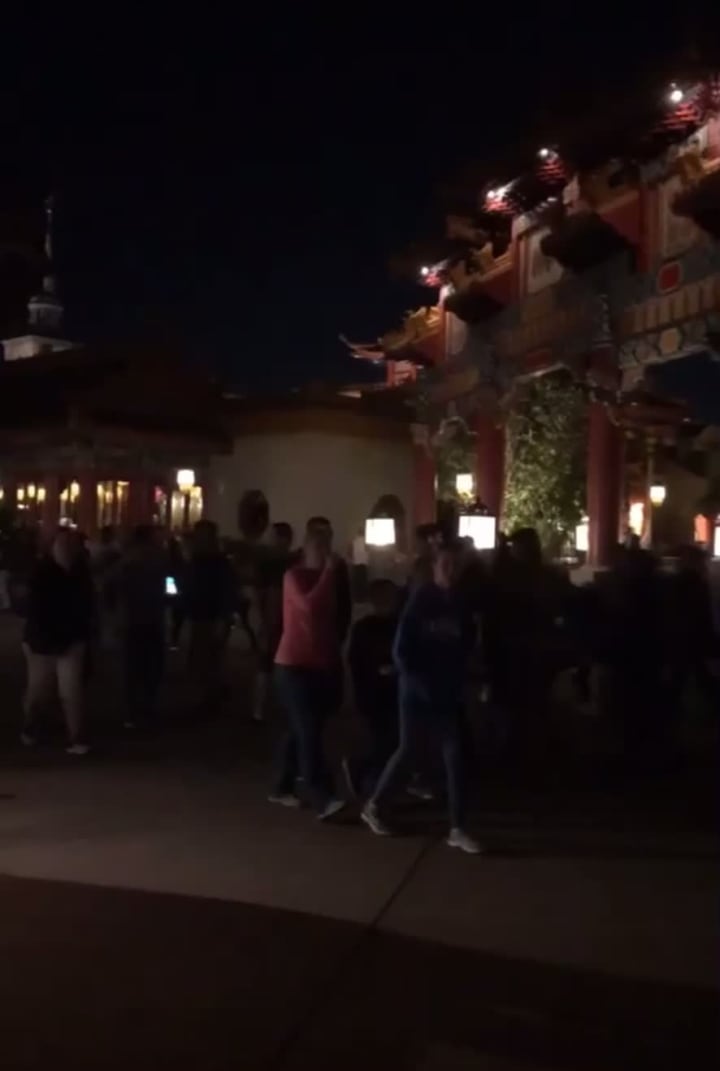 Video review of China Pavilion