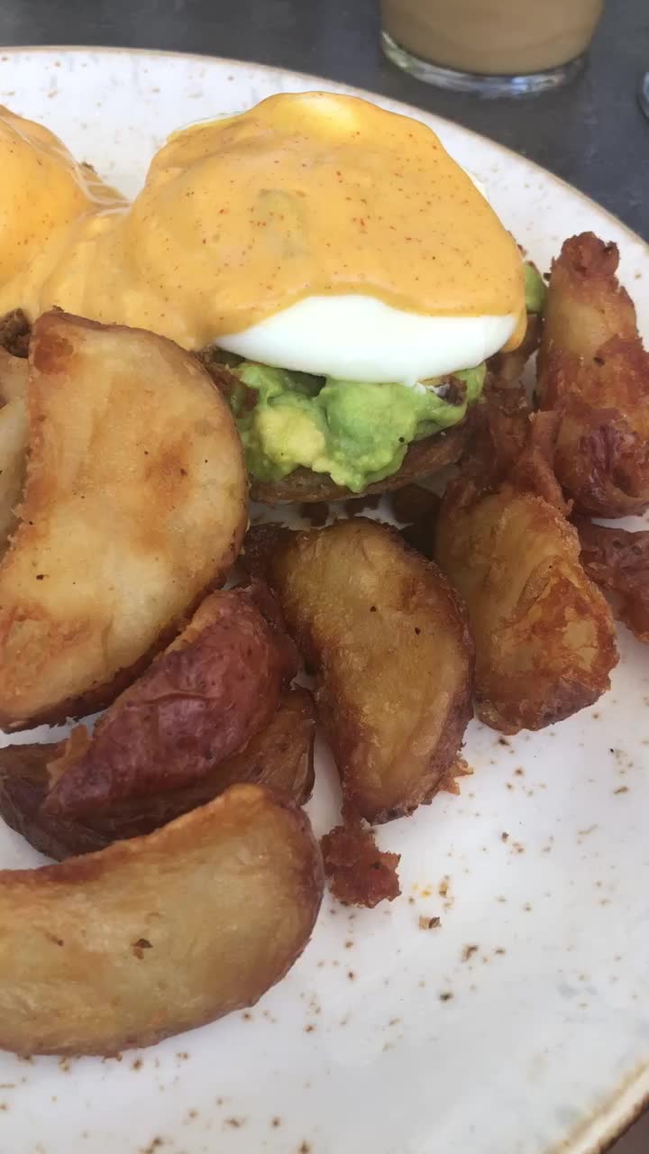 Video review of Clear Sky Cafe