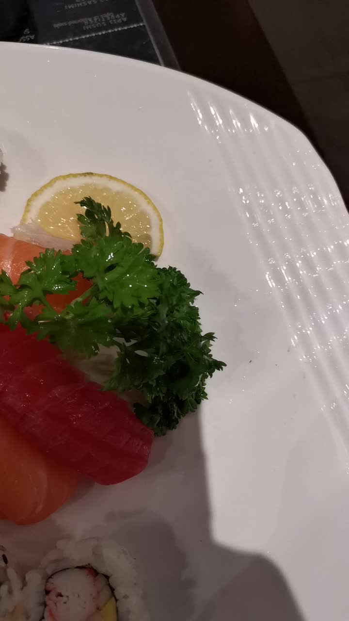 Video review of Sushi Bar