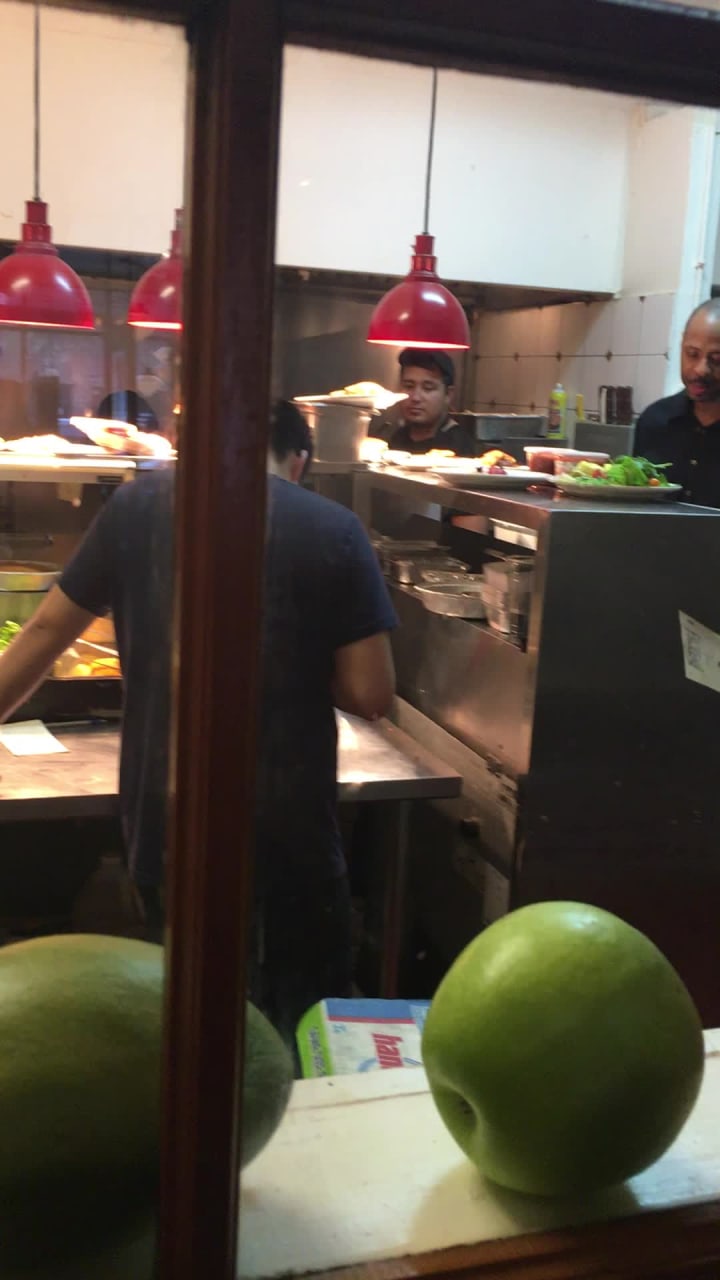 Video review of M. Henry