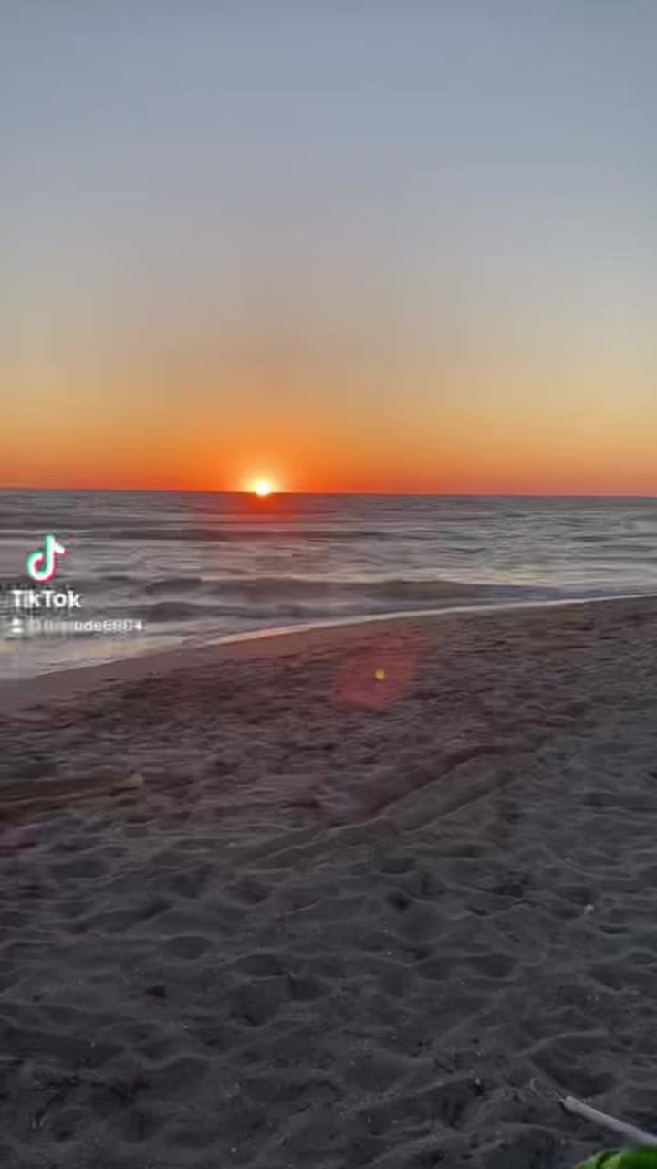 Video review of Siesta Beach