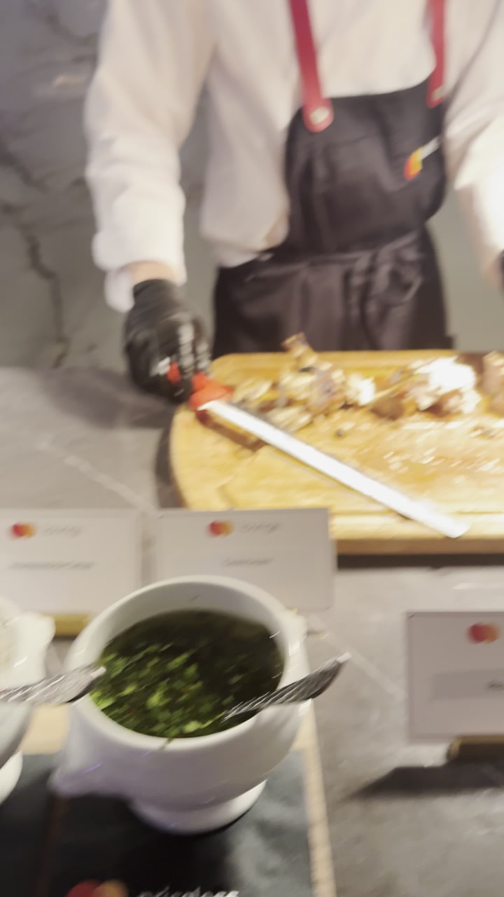 Video review of Air Canada Signature Club