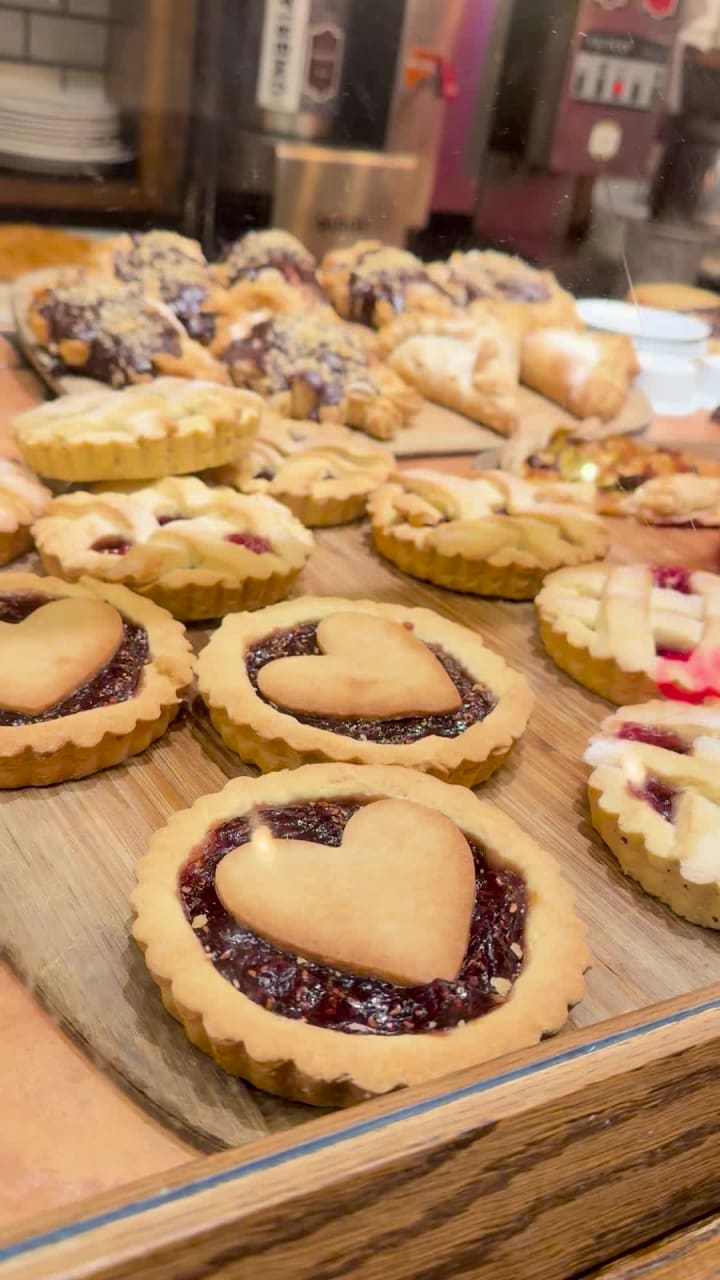 Letizia's Natural Bakery