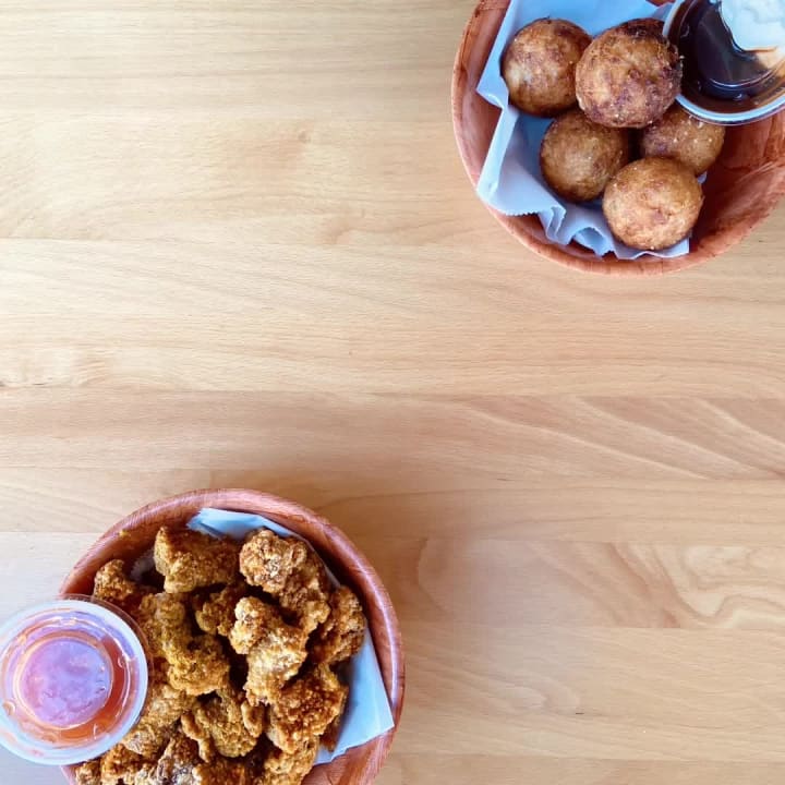 Hodalla Cafe By Ruiji