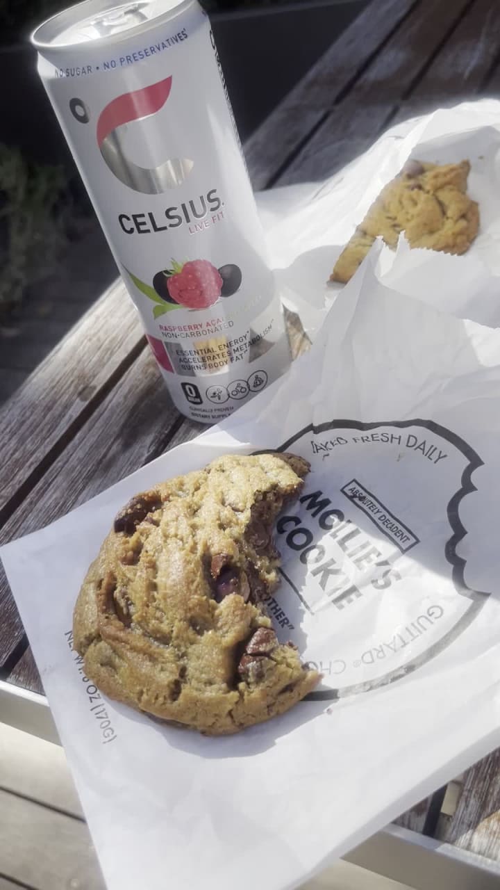 Video review of Mollie Stone's