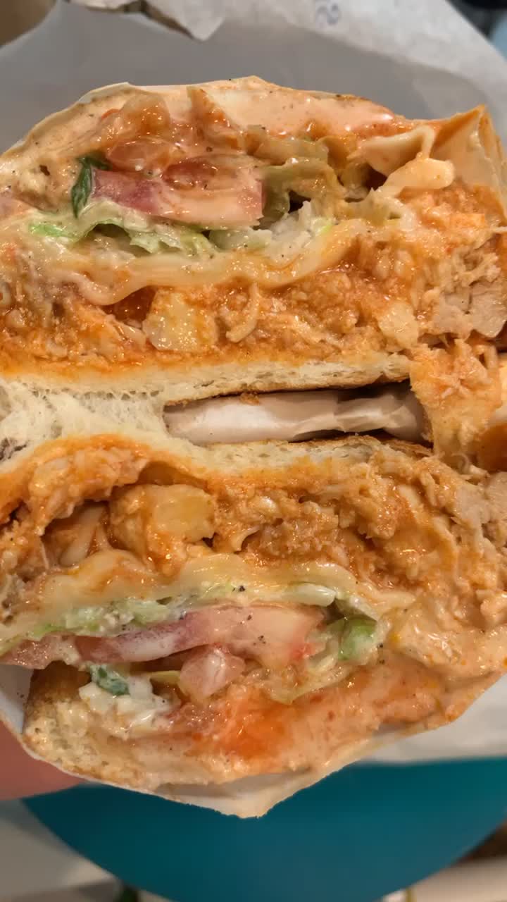 Video review of Snarf's Sandwiches