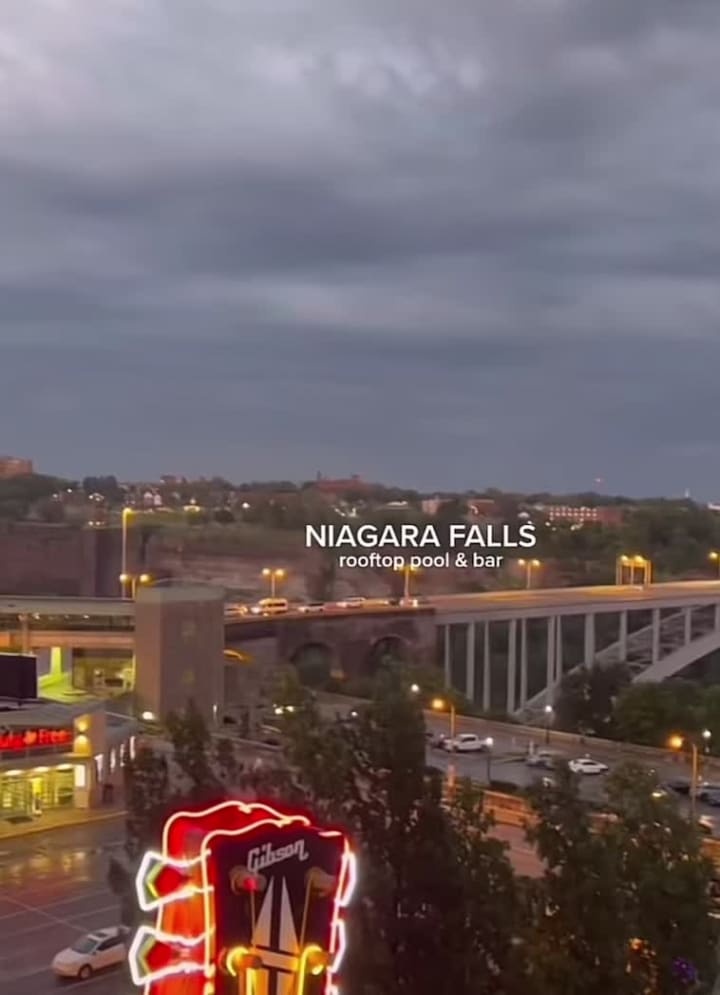 Video review of Sheraton Fallsview Hotel