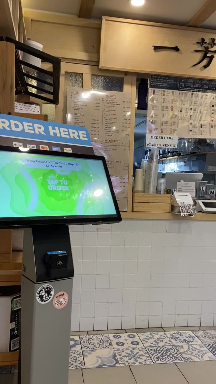 Video review of Yi Fang Taiwan Fruit Tea