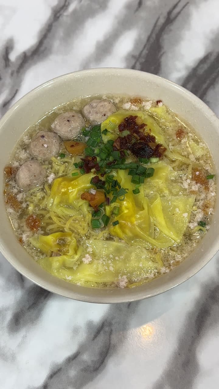 Video review of A1 Family Ayam Goreng & Western Food