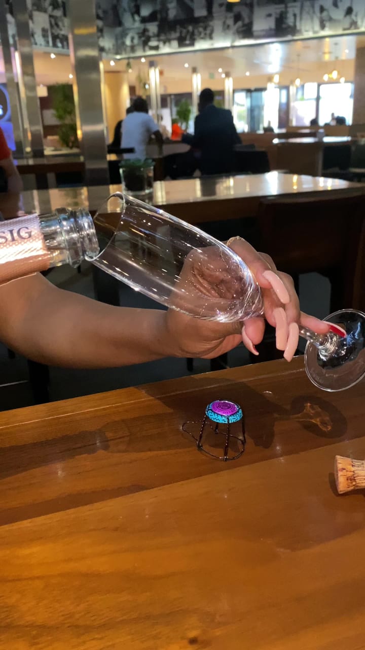 San Deck, Bar & Restaurant