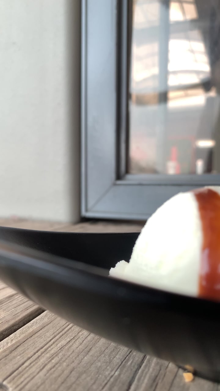 The Ivy Champagne Garden