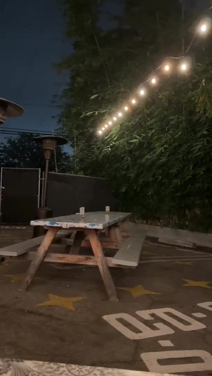 Video review of Alibi Room