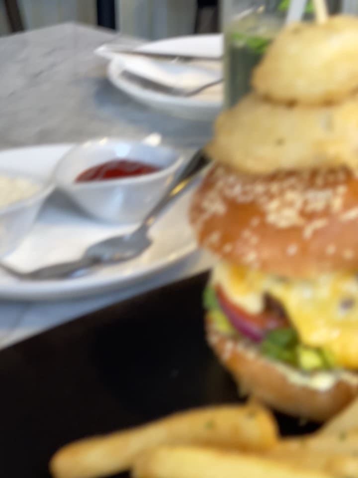 Video review of tashas Cafe