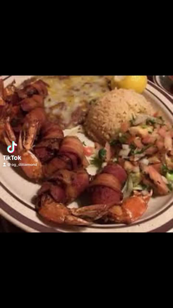 Video review of La Capilla Mexican Restaurant