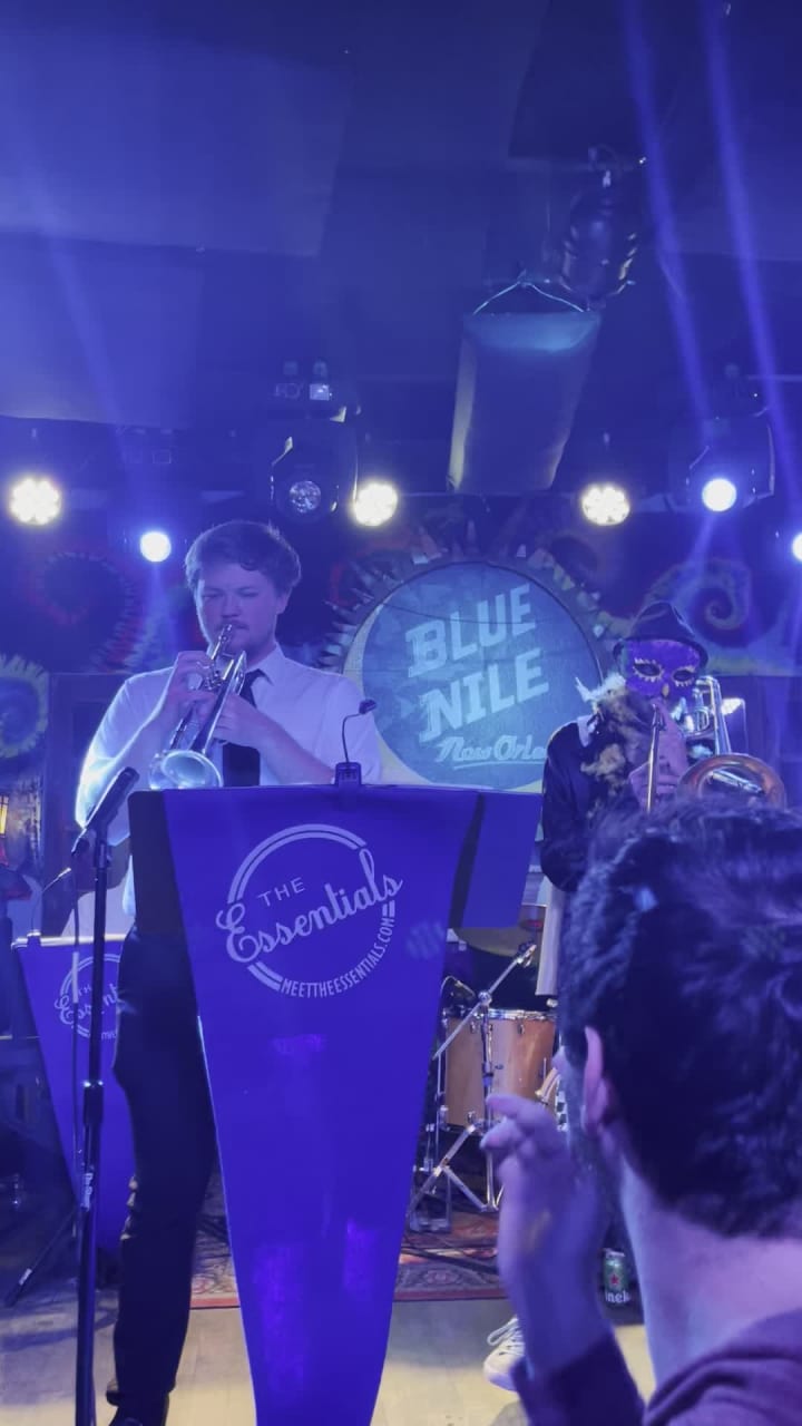 Video review of Blue Nile