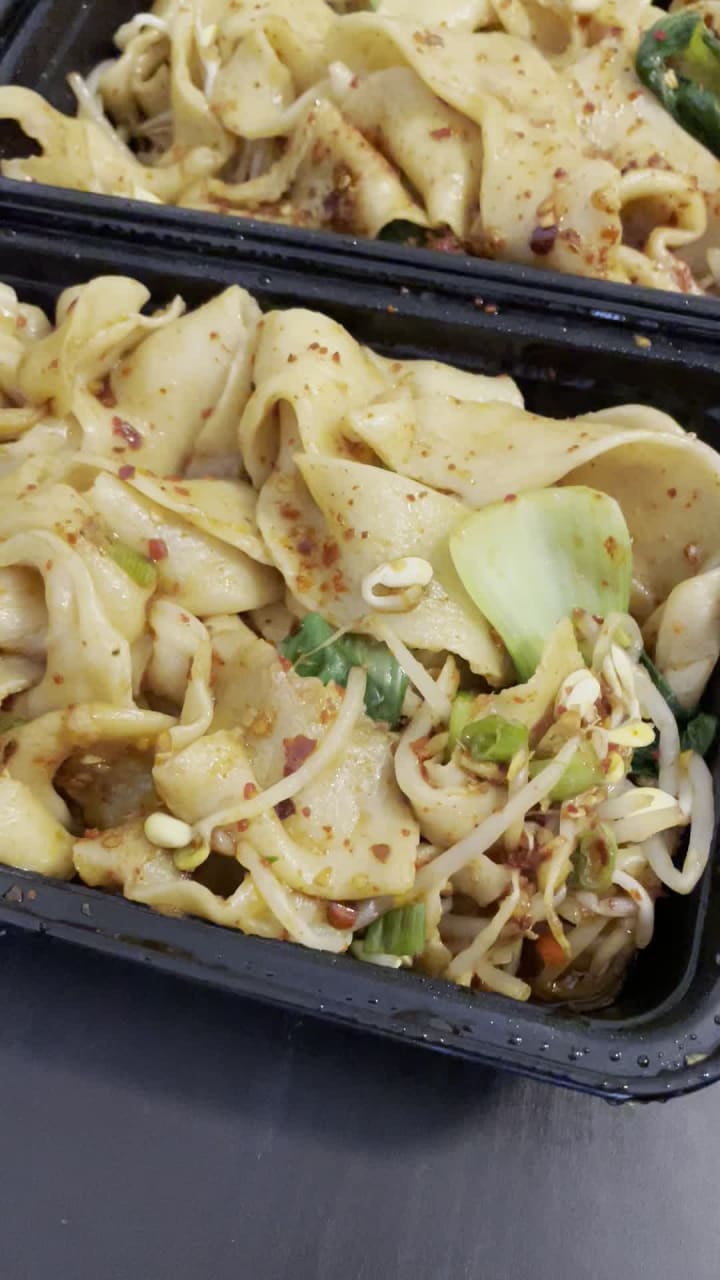 Video review of Shann Xi Magic Kitchen