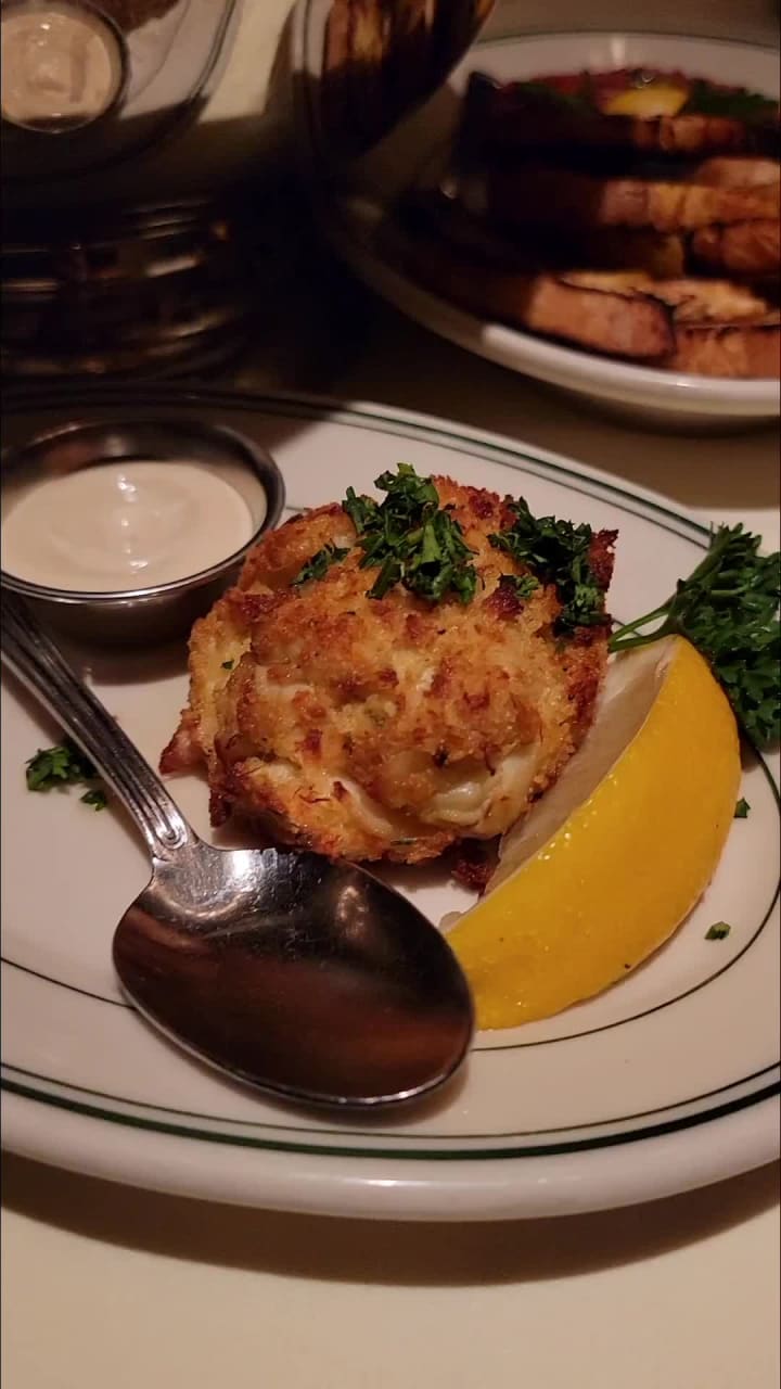 Video review of Joe's Seafood, Prime Steak & Stone Crab