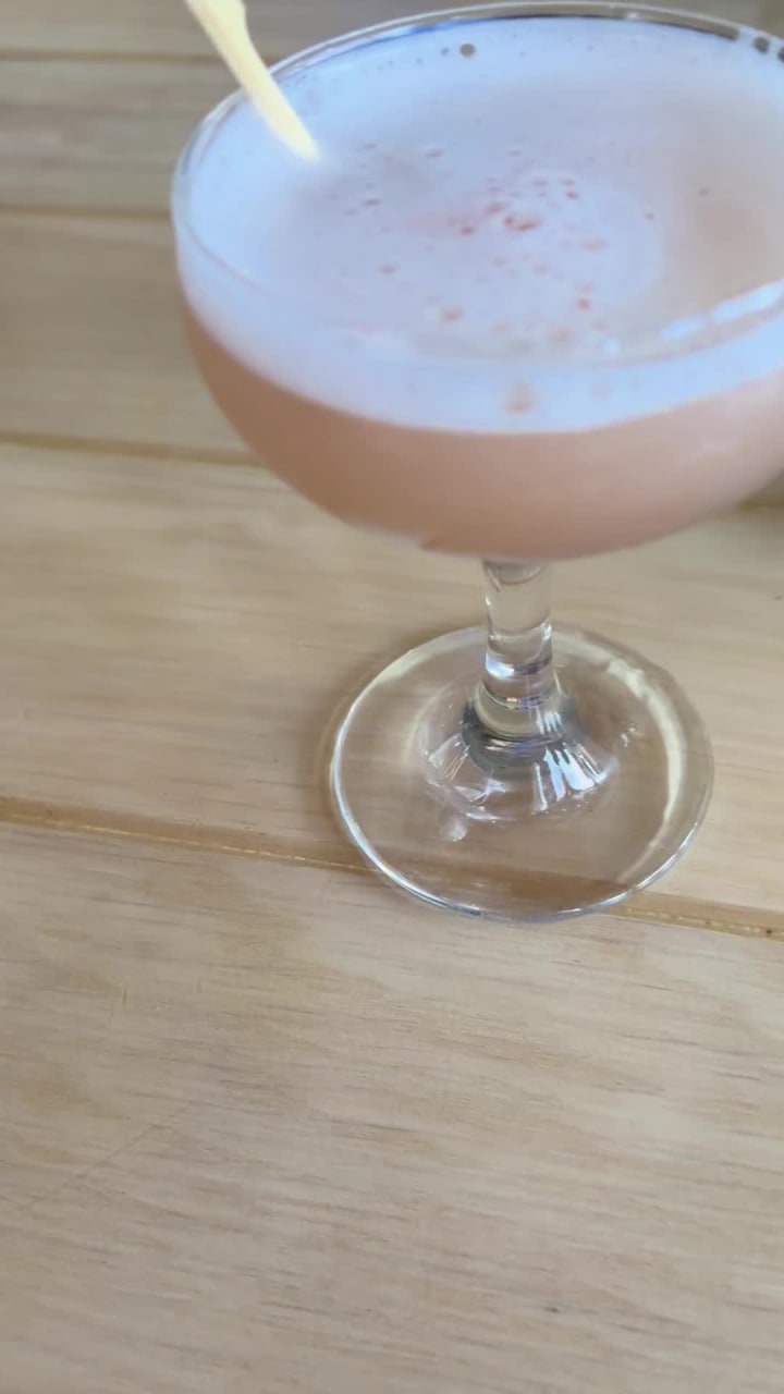 Video review of Central Park Bar