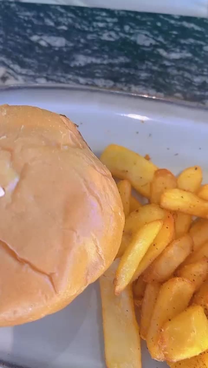 SKYE ROOFTOP BAR AND RESTUARANT