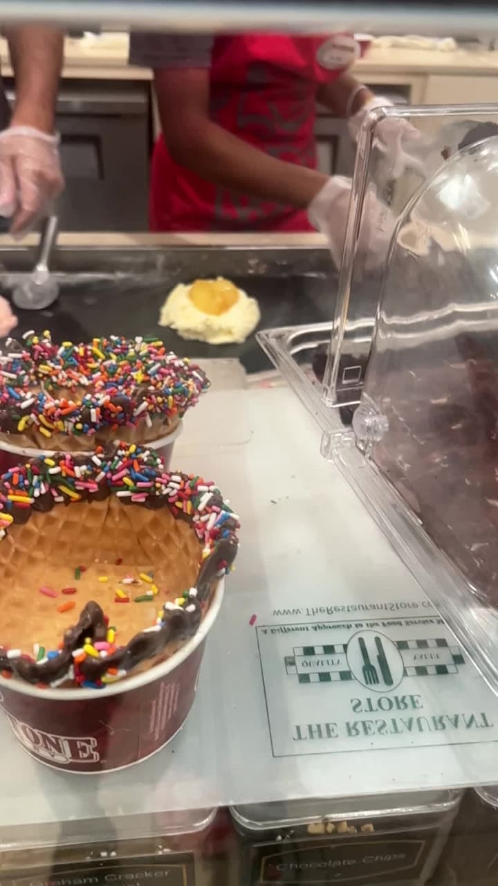 Video review of Cold Stone Creamery