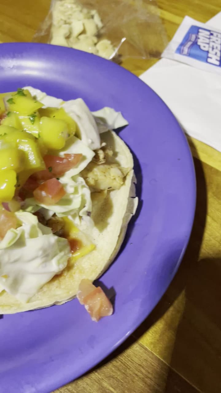 Video review of Coconut's Fish Cafe