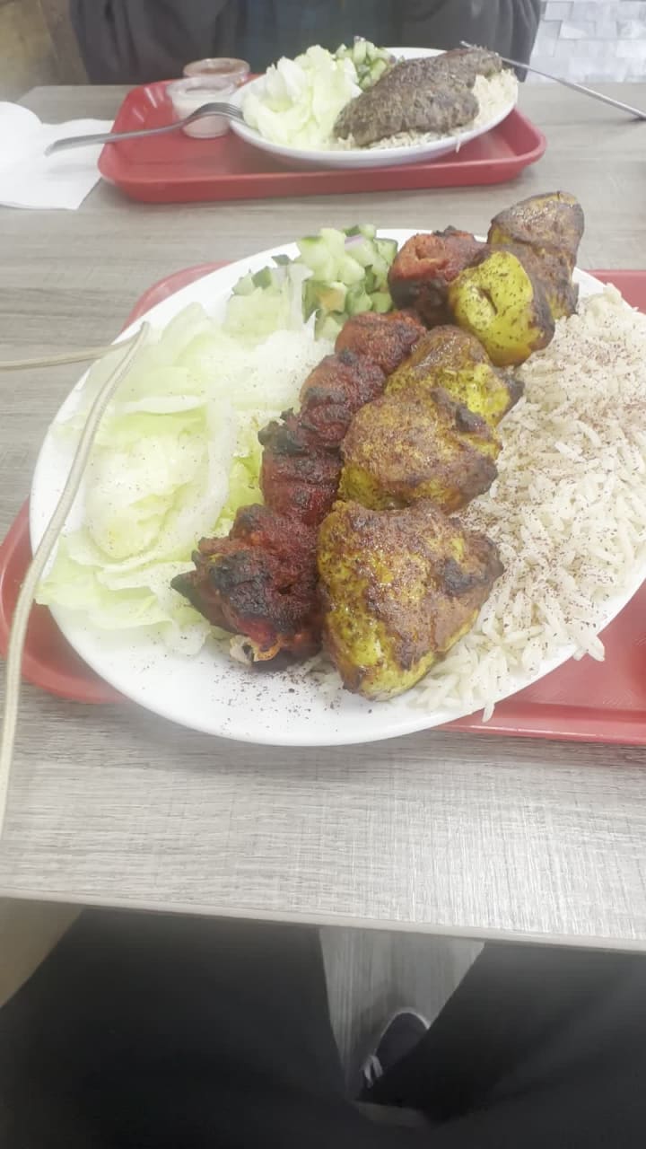 1295 Highbury Ave N, London, ON N5Y 5L3