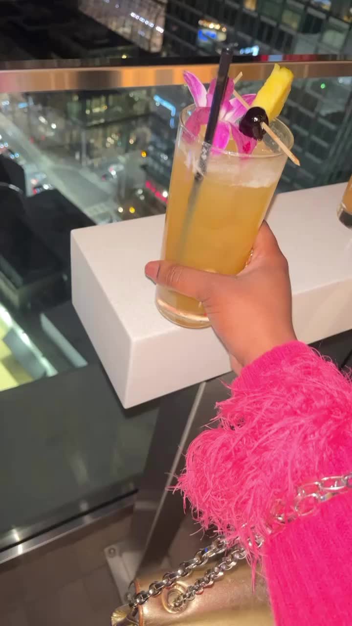 Video review of Nuvole Rooftop TwentyTwo