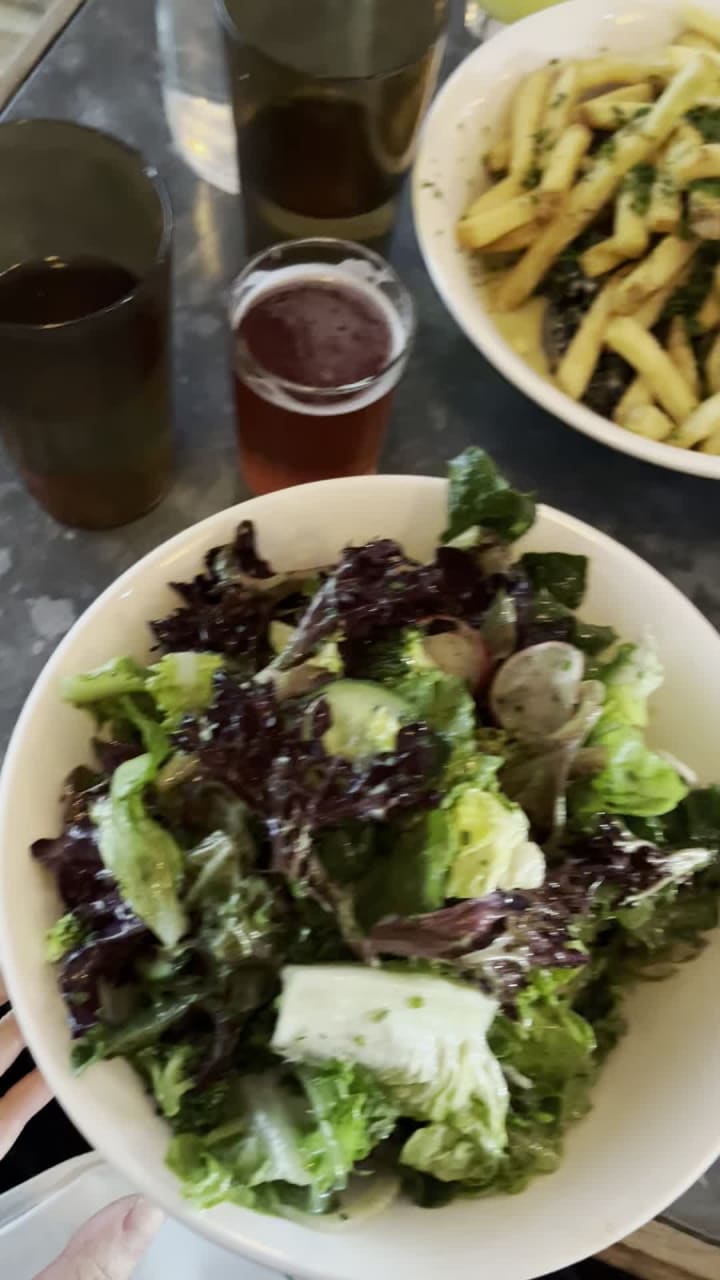 Video review of Threes Brewing