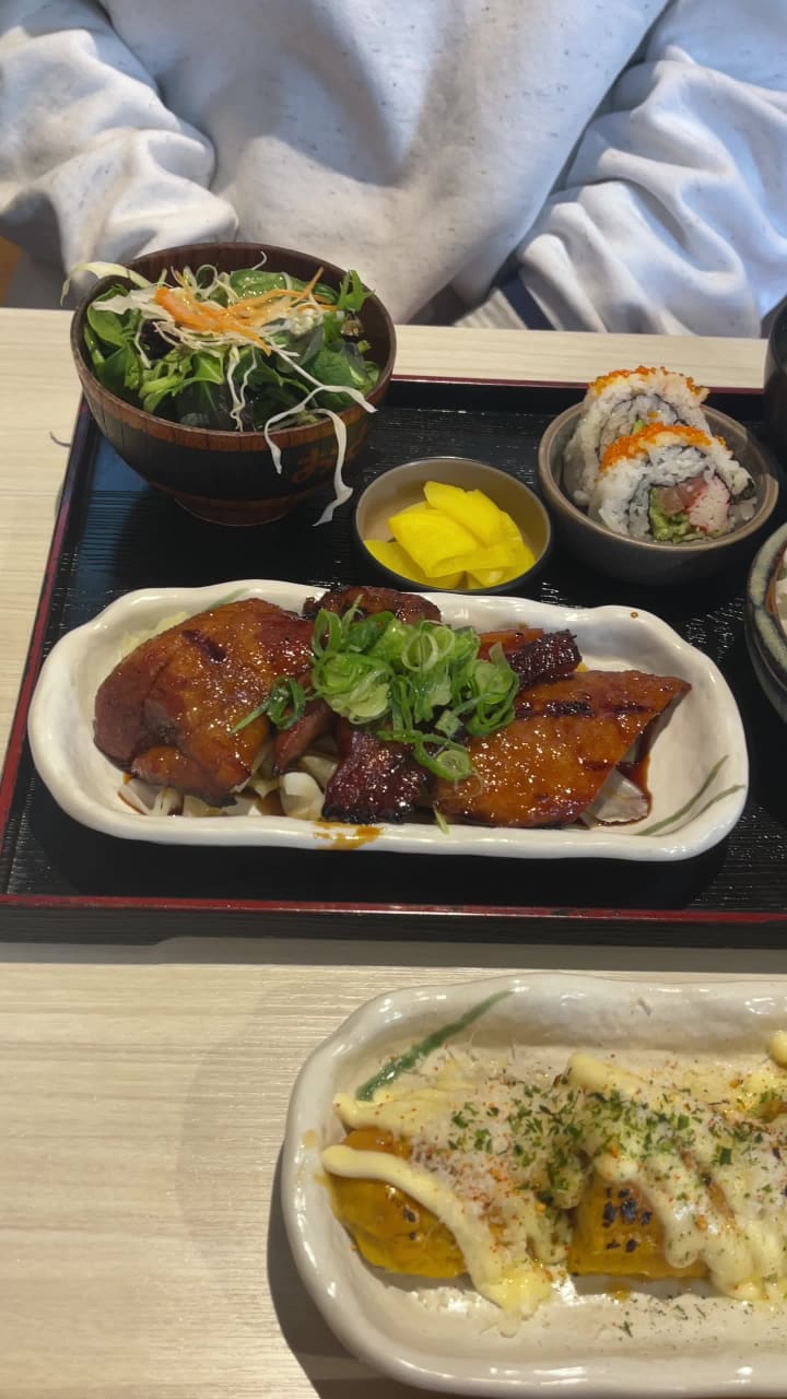 Video review of Tanomi