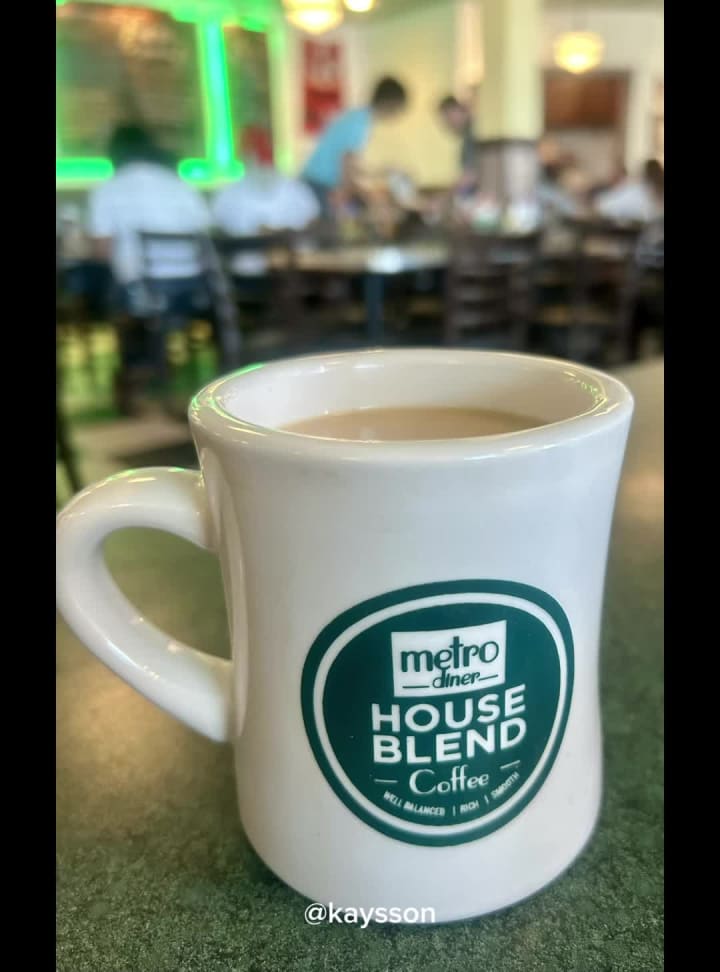 Video review of Metro Diner