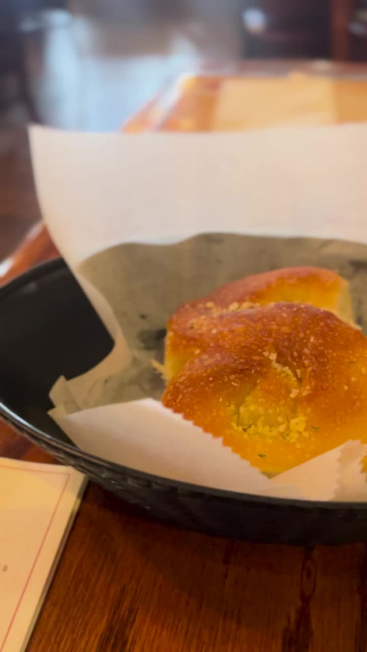 Video review of Niki's Pizza & Pasta