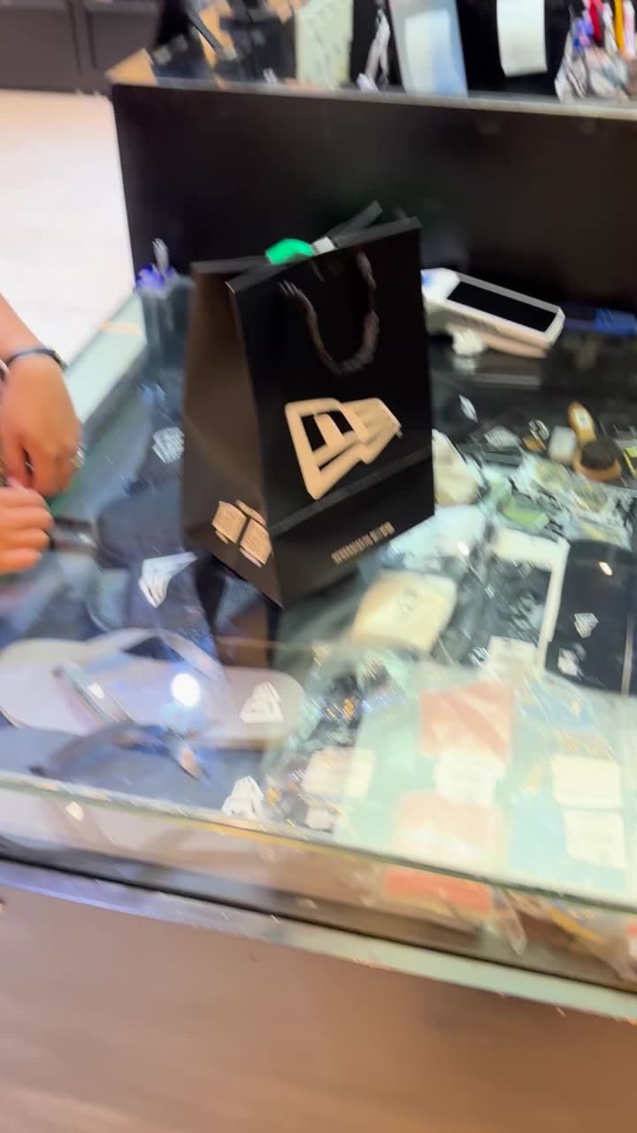 Video review of Manam Comfort Filipino