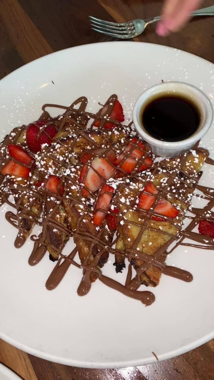 Video review of Lynora's Osteria