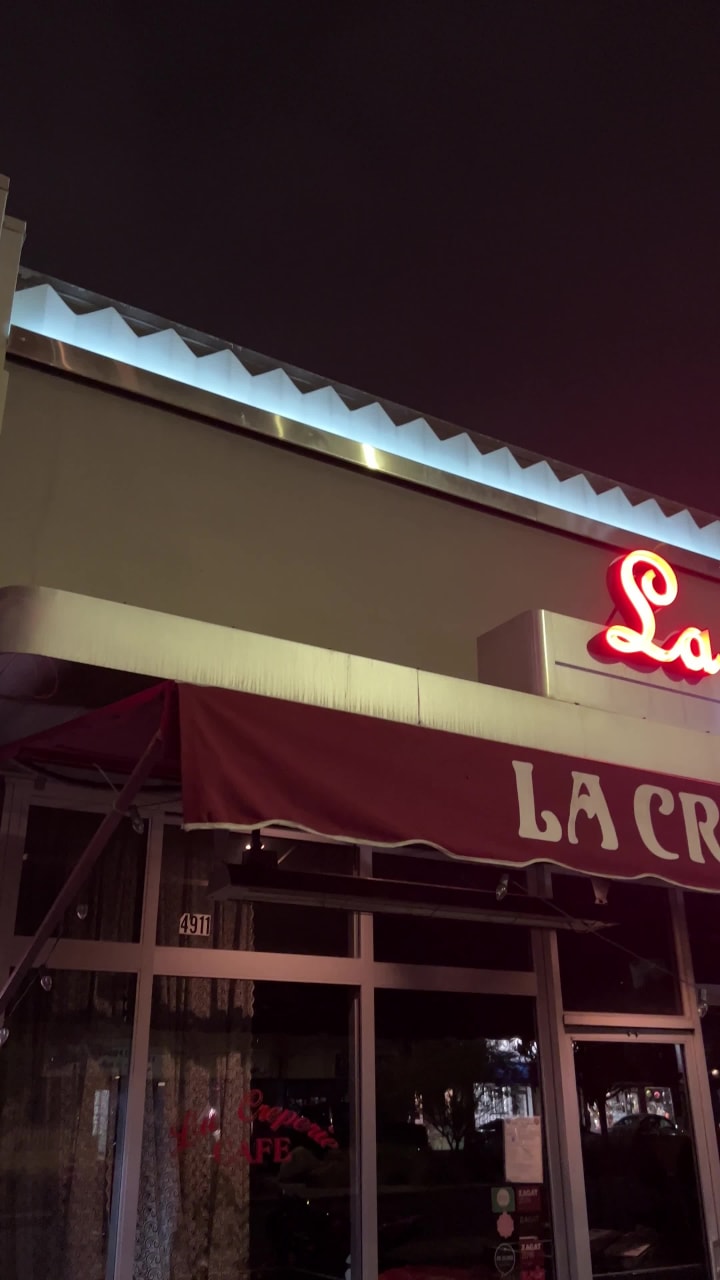 Video review of La Creperie Cafe