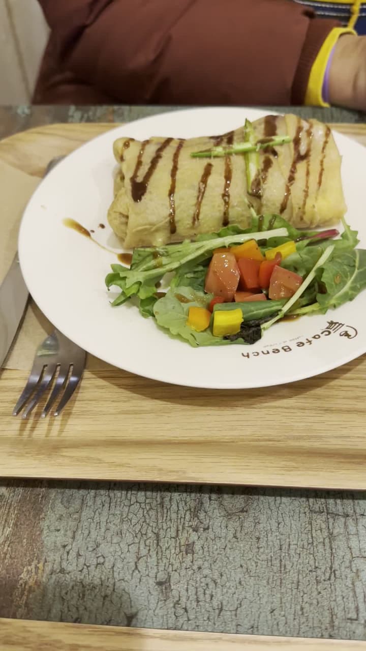 Video review of Cafe Bench