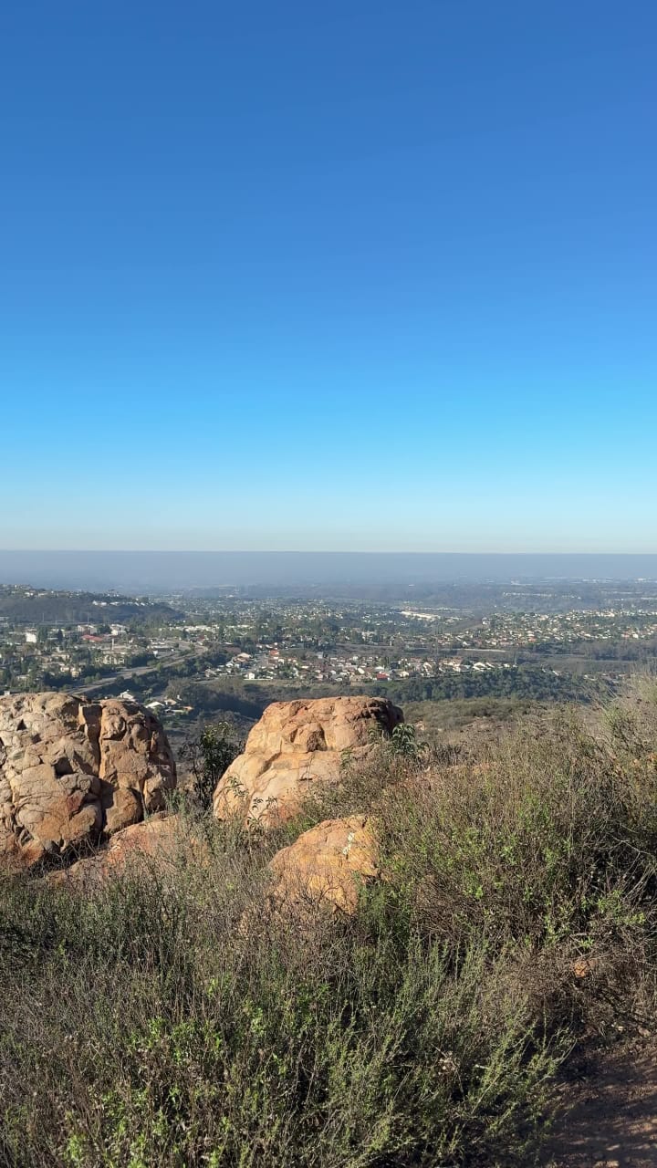 Video review of Cowles Mountain