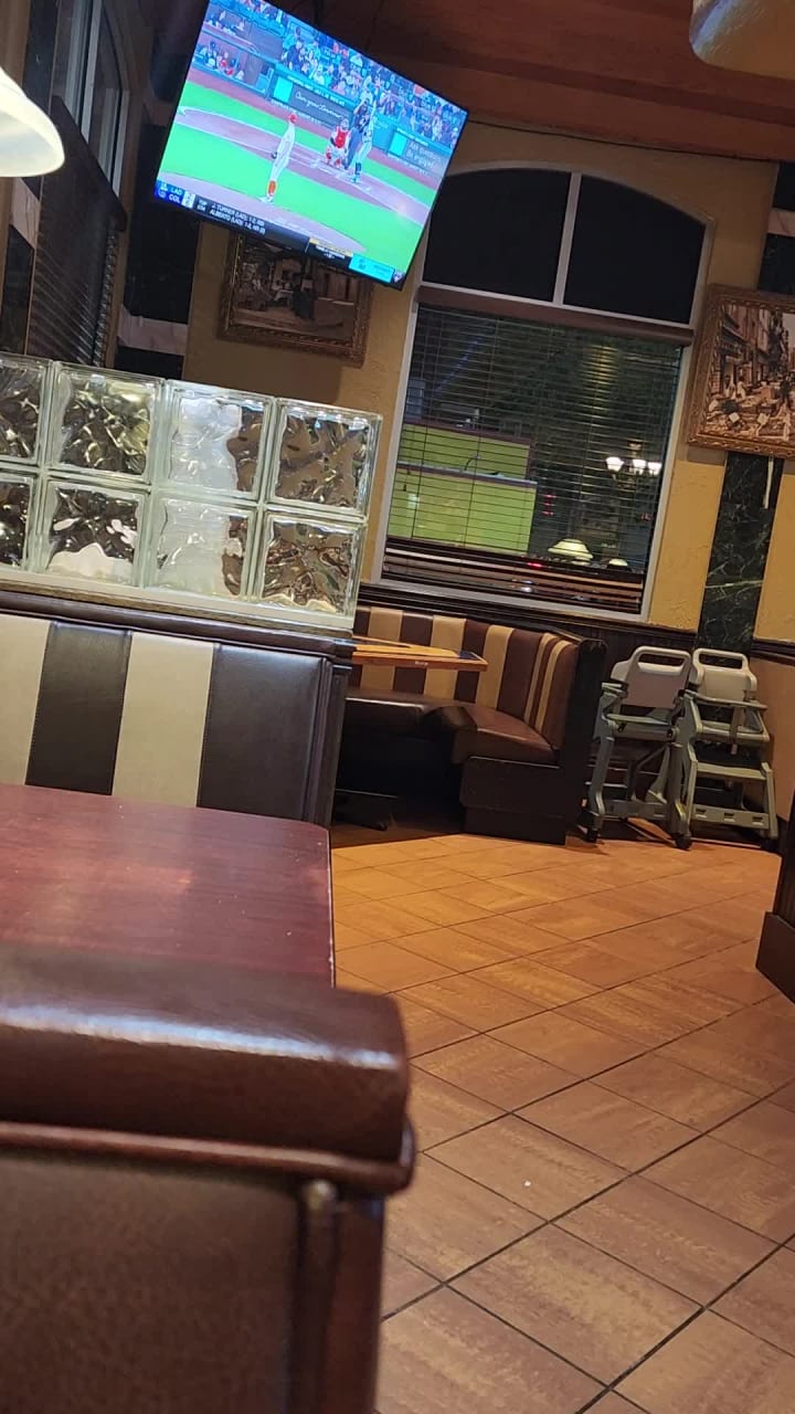 Video review of Georgia Diner