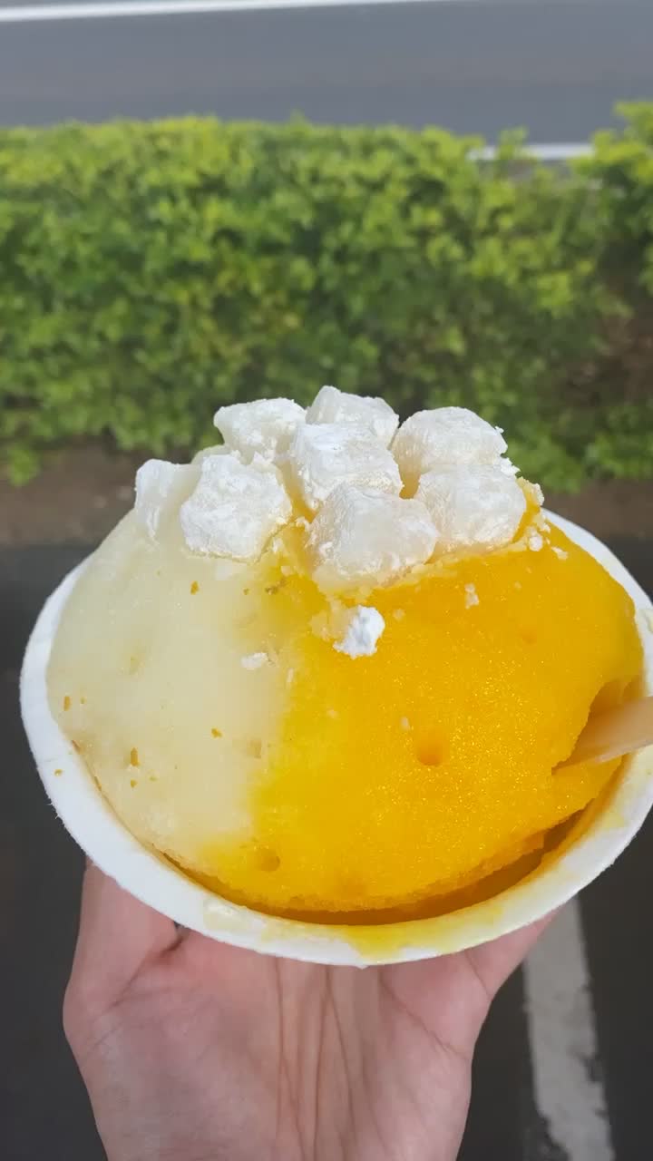 Video review of Ululani's Hawaiian Shave Ice