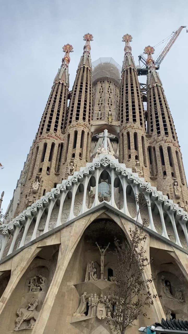 Video review of Museu Basilica de la Sagrada Familia