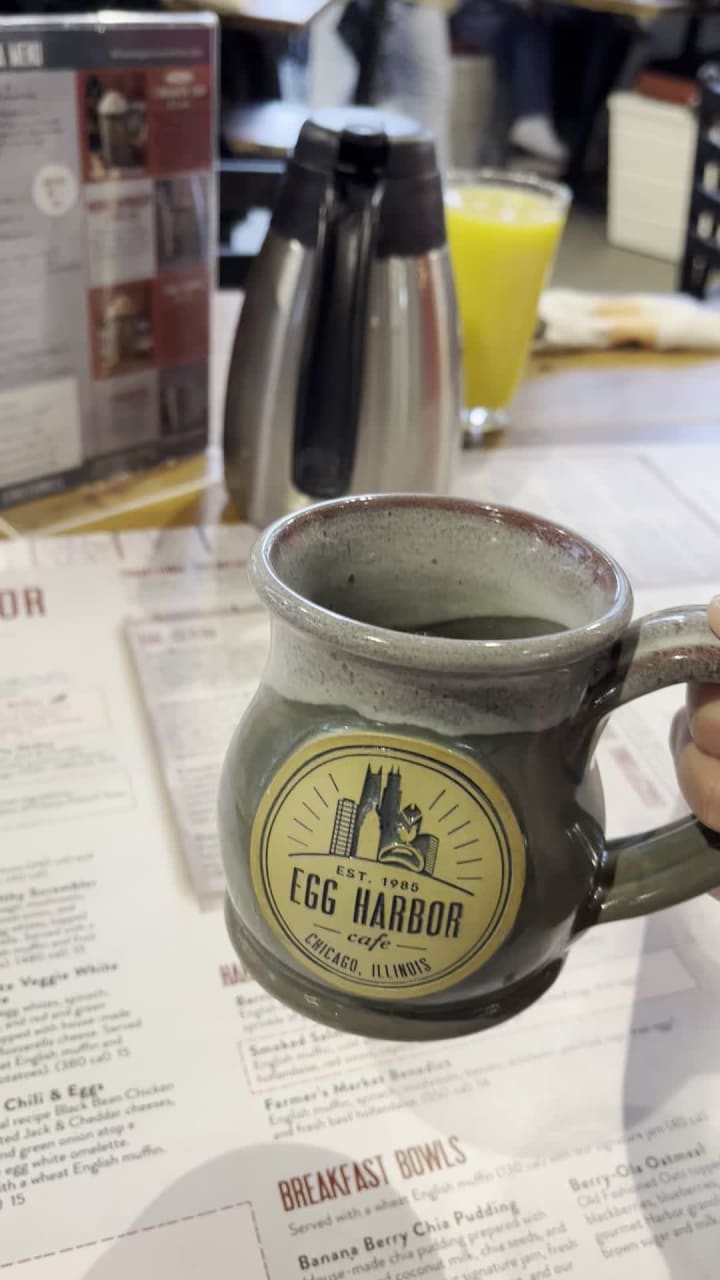 Video review of Egg Harbor Cafe