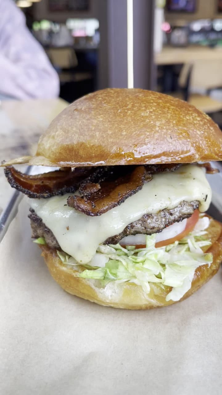 Video review of Hopdoddy Burger Bar