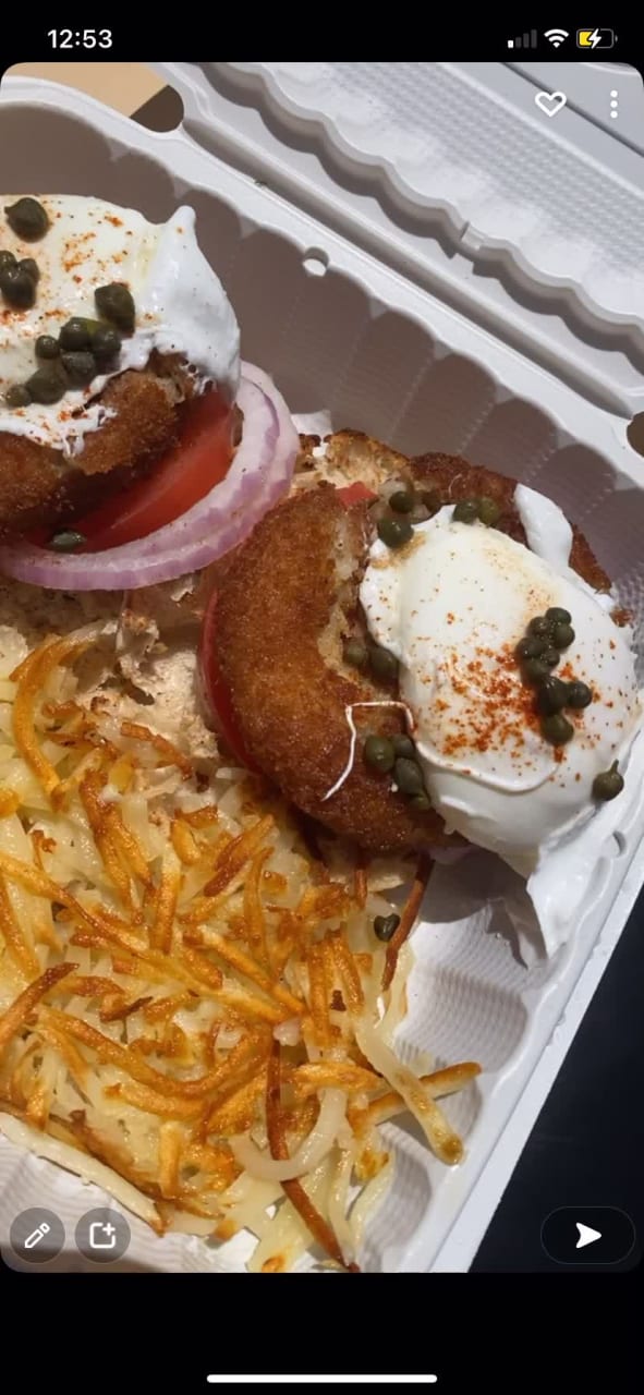 Breakers Breakfast, Brunch & Lunch