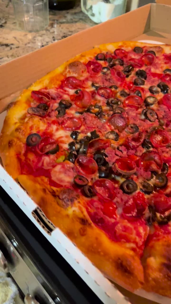 Video review of Bluebird Pizzeria