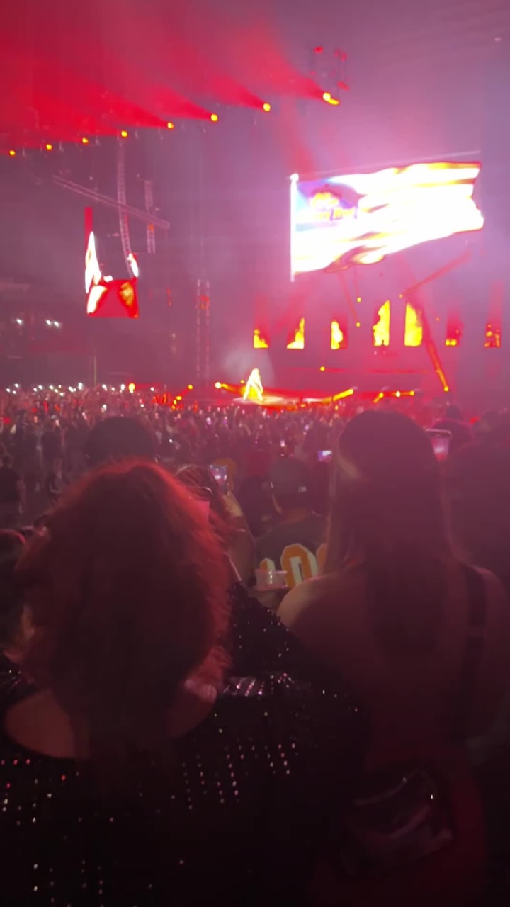 Video review of Pinnacle Bank Arena