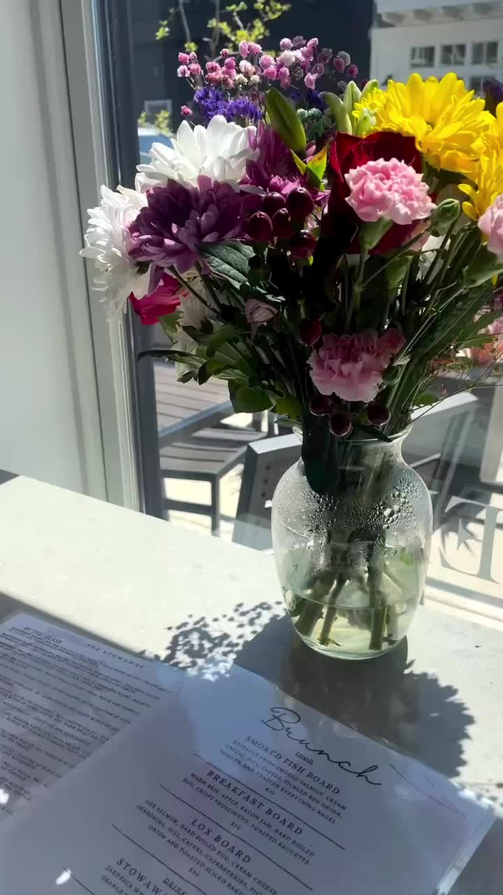 The Stowaway, a wine bar and cheese shop in Seabrook