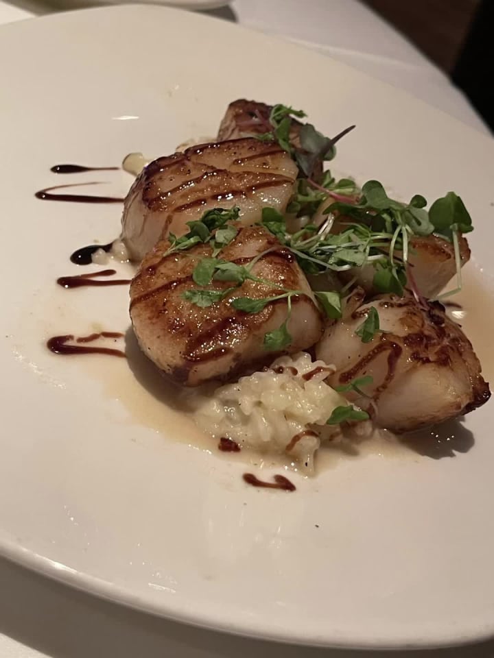 Video review of The Oceanaire Seafood Room