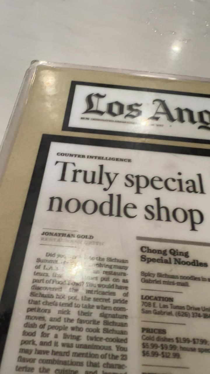 Video review of Chong Qing Special Noodles