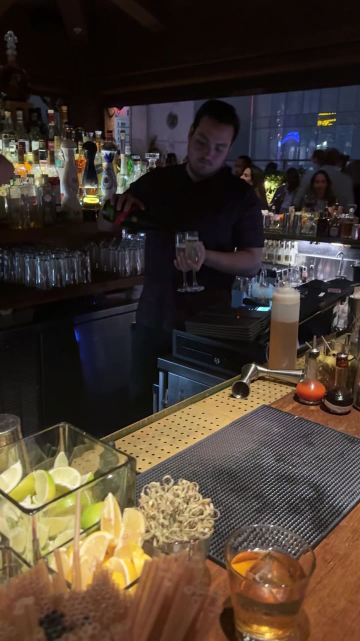 Video review of Kaori